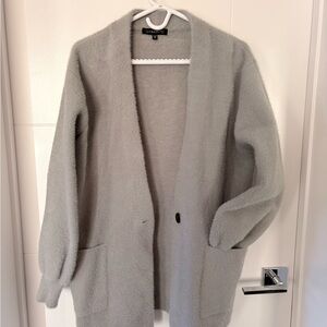 Dynamite Women's Soft Gray Cardigan